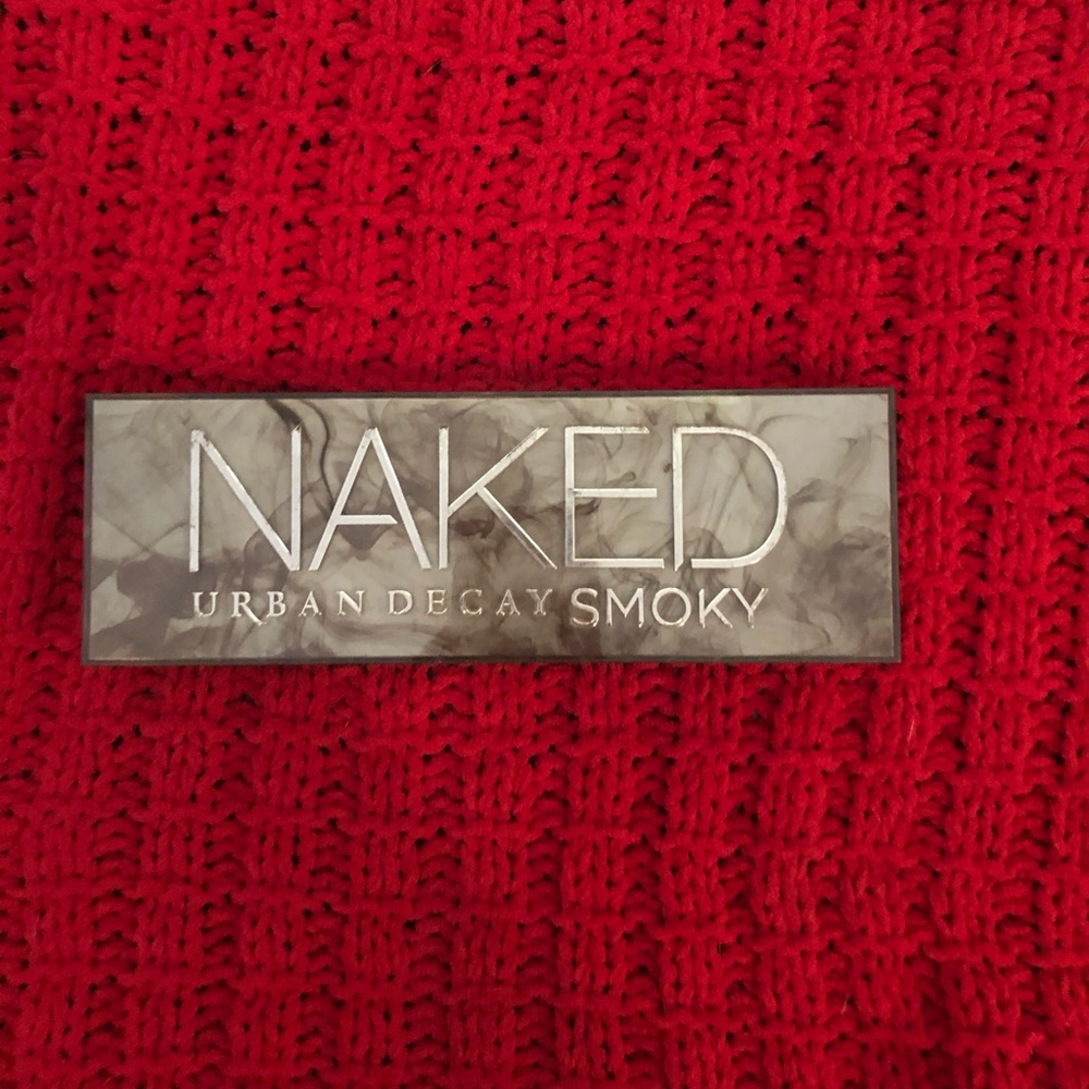 Urban decay Smokey eye pallet 💄